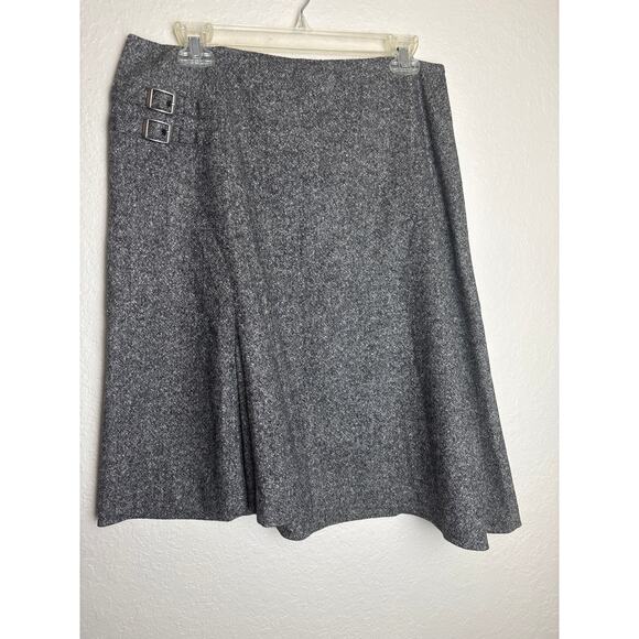 Garnet Hill Gray Wool and Silk Blend Skirt with Side Buckle Detail Size 12P - Picture 1 of 9